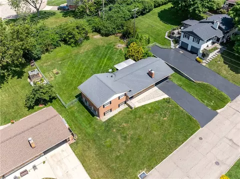 View/Area - 617 Stoneybrook Dr, Kettering, OH 45429 photo 1 of 11