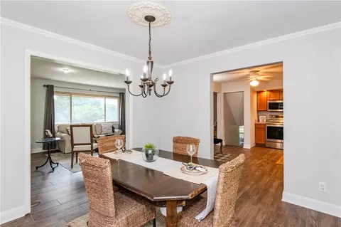 Dining - 617 Stoneybrook Dr, Kettering, OH 45429 photo 2 of 2