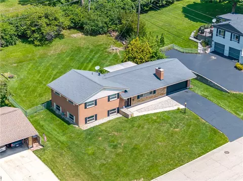 View/Area - 617 Stoneybrook Dr, Kettering, OH 45429 photo 4 of 11