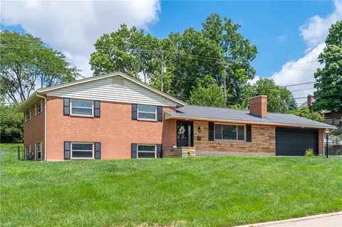 Exterior - 617 Stoneybrook Dr, Kettering, OH 45429 photo 8 of 9