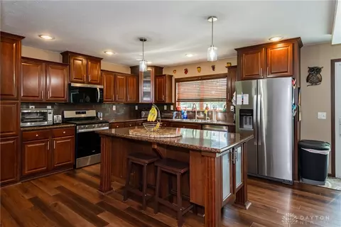 Kitchen - 945 Ormsby Dr, Xenia, OH 45385 photo 1 of 6