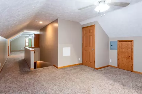 Entry Way - 945 Ormsby Dr, Xenia, OH 45385 photo 2 of 4
