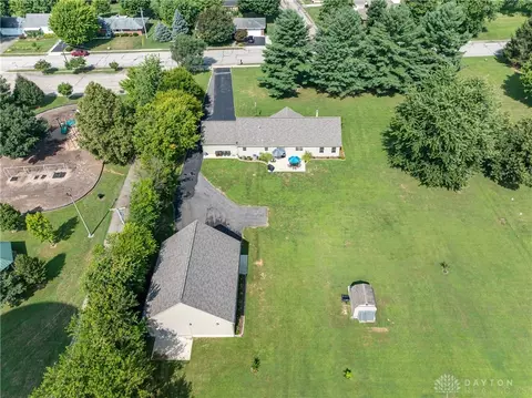 View/Area - 945 Ormsby Dr, Xenia, OH 45385 photo 7 of 11