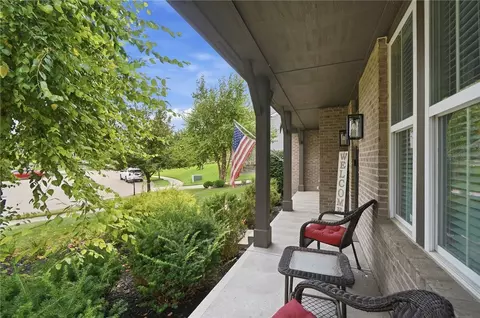 Exterior - 5357 Othello Dr, Middletown, OH 45005 photo 4 of 11