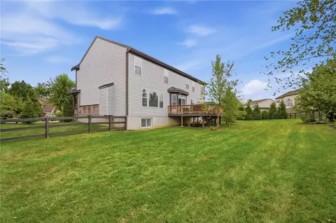 Exterior - 5357 Othello Dr, Middletown, OH 45005 photo 9 of 11
