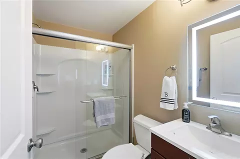 Bath - 5357 Othello Dr, Middletown, OH 45005 photo 7 of 7