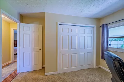 Bedroom - 516 Earnshaw Dr, Kettering, OH 45429 photo 2 of 5