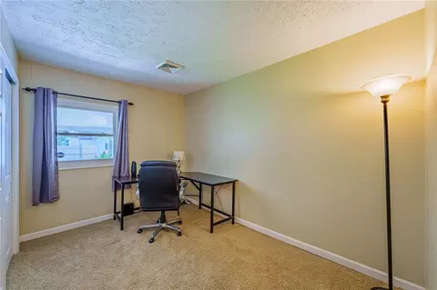 Bedroom - 516 Earnshaw Dr, Kettering, OH 45429 photo 1 of 5