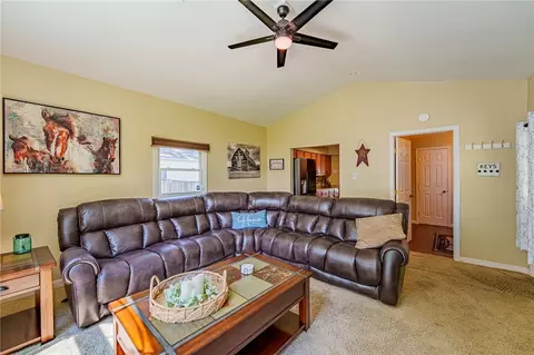 Living - 516 Earnshaw Dr, Kettering, OH 45429 photo 3 of 3