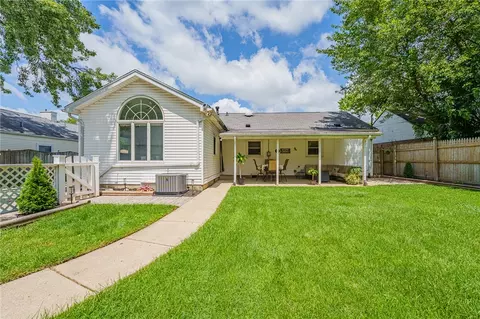 Exterior - 516 Earnshaw Dr, Kettering, OH 45429 photo 6 of 10