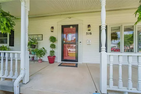 Exterior - 516 Earnshaw Dr, Kettering, OH 45429 photo 5 of 10