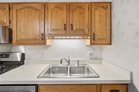 2516 Garrison Dr, Cincinnati, OH 45231 photo 16