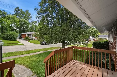 2516 Garrison Dr, Cincinnati, OH 45231 photo 7