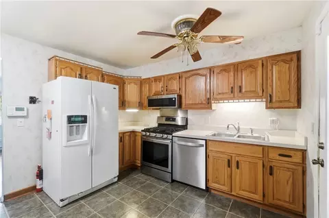 2516 Garrison Dr, Cincinnati, OH 45231 photo 14