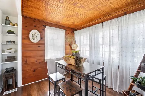 Dining - 3905 Far Hills Ave, Kettering, OH 45429 photo 1 of 1