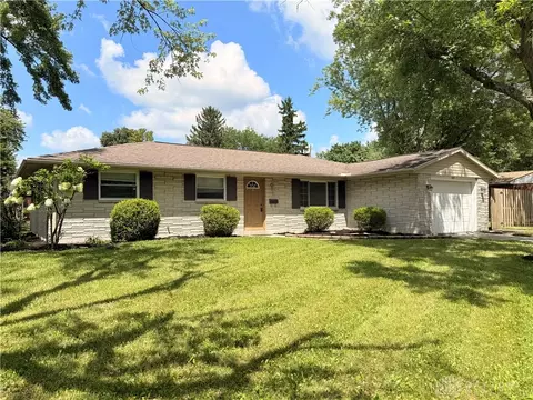 Exterior - 1071 Romanus Dr, Vandalia, OH 45377 photo 5 of 7