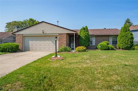 7816 Waterton Ct, Trotwood, OH 45426