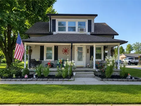 64 W Main St, Phillipsburg, OH 45354