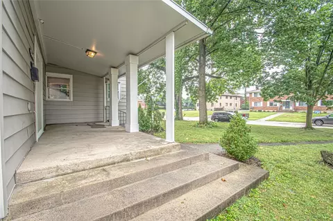 563 East Dr, Kettering, OH 45419 photo 2