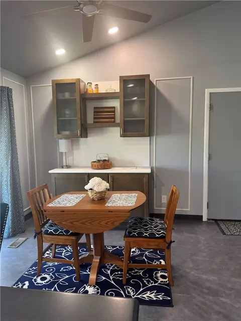 Dining - 1284 Pheasant Run, Springfield, OH 45503 photo 2 of 4