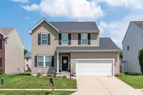 2261 Girard Ln, Troy, OH 45373
