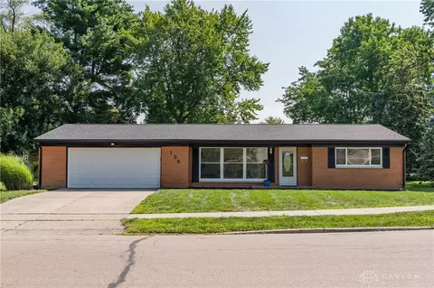 135 Shaftsbury Rd, Troy, OH 45373