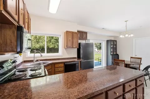 Kitchen - 69 Wolfer Dr, Amelia, OH 45102 photo 3 of 5