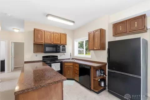 Kitchen - 69 Wolfer Dr, Amelia, OH 45102 photo 2 of 5