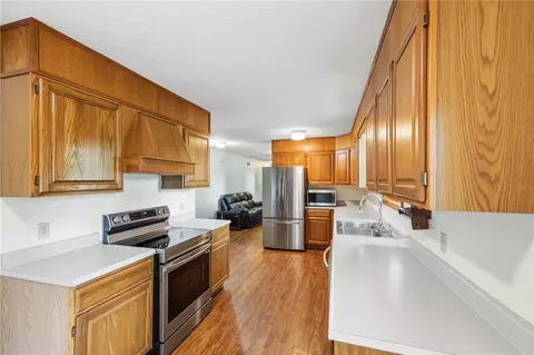Kitchen - 3620 Old Mill Rd, Springfield, OH 45502 photo 2 of 5