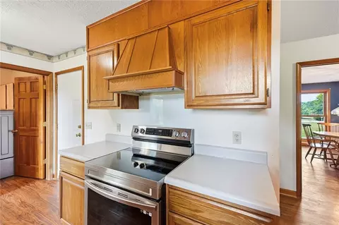 Kitchen - 3620 Old Mill Rd, Springfield, OH 45502 photo 4 of 5