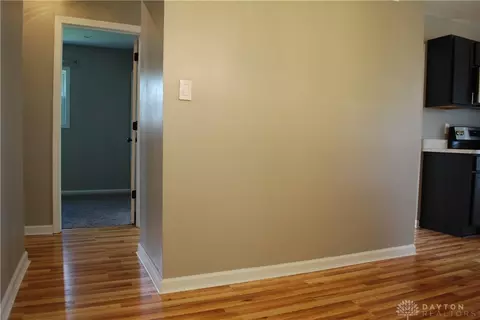 Entry Way - 2481 Bingham Ave, Kettering, OH 45420 photo 2 of 5