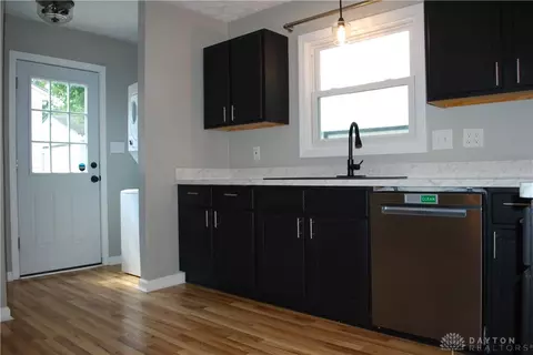 Kitchen - 2481 Bingham Ave, Kettering, OH 45420 photo 1 of 8