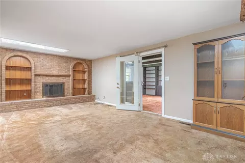 Living - 4848 Marshall Rd, Kettering, OH 45429 photo 5 of 9