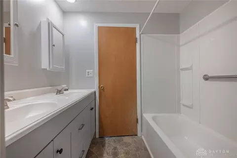 Bath - 4848 Marshall Rd, Kettering, OH 45429 photo 4 of 4