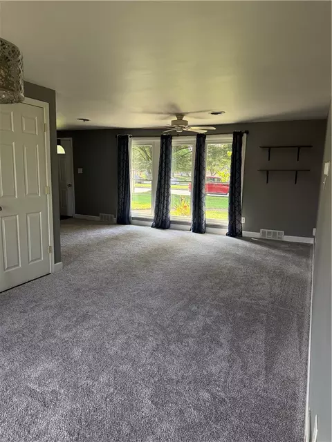 Living - 813 E Stroop Rd, Kettering, OH 45429 photo 1 of 4