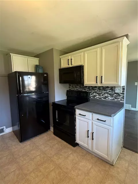 Kitchen - 813 E Stroop Rd, Kettering, OH 45429 photo 3 of 3