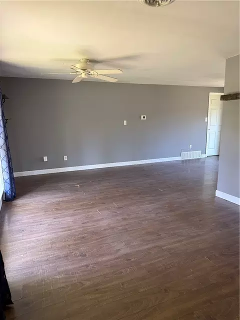 Living - 813 E Stroop Rd, Kettering, OH 45429 photo 3 of 3