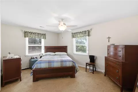 Bedroom - 4048 Upham Rd, Kettering, OH 45429 photo 3 of 4