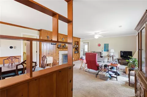 Entry Way - 4048 Upham Rd, Kettering, OH 45429 photo 2 of 2