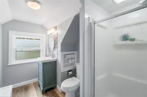 Bath - 413 N Bromfield Rd, Kettering, OH 45429 photo 4 of 6