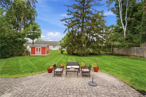 Exterior - 413 N Bromfield Rd, Kettering, OH 45429 photo 9 of 11