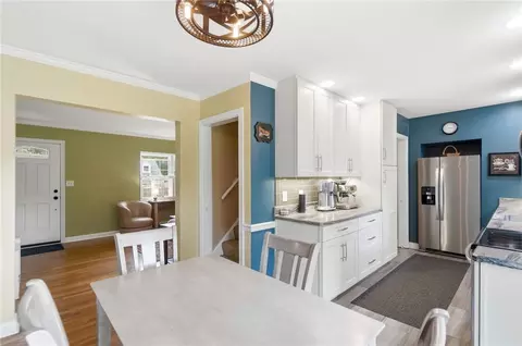 Kitchen - 413 N Bromfield Rd, Kettering, OH 45429 photo 5 of 7