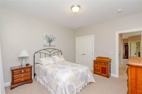 Bedroom - 900 Eagle Run Dr, Centerville, OH 45458 photo 4 of 7