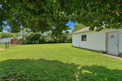Exterior - 2348 N Aragon Ave, Kettering, OH 45420 photo 9 of 13