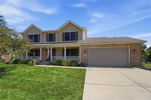 819 Flanders Ave, Brookville, OH 45309