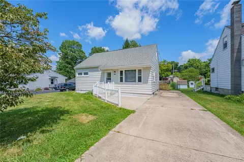 677 S Columbus St, Xenia, OH 45385