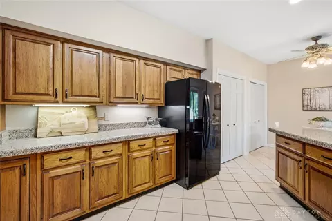 Kitchen - 3595 Far Hills Ave, Kettering, OH 45429 photo 3 of 3