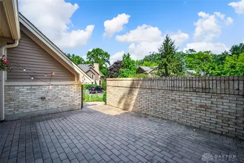Exterior - 3595 Far Hills Ave, Kettering, OH 45429 photo 4 of 7