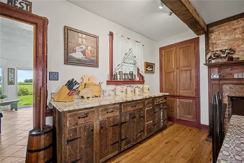 Kitchen - 7646 N River Rd, Springfield, OH 45502 photo 4 of 6
