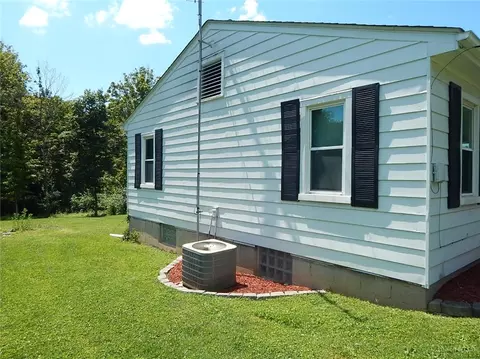 Exterior - 5701 Lake Rd, Morrow, OH 45152 photo 2 of 4